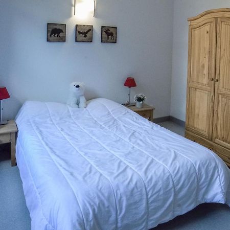 Апартаменты Spacieux 4/6 Places Proche Du Centre Сен-Лари-Сулан Экстерьер фото