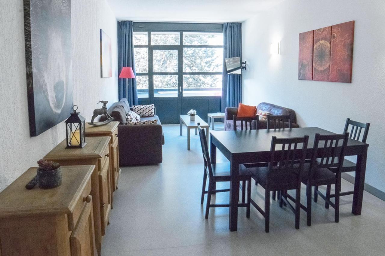 Апартаменты Spacieux 4/6 Places Proche Du Centre Сен-Лари-Сулан Экстерьер фото