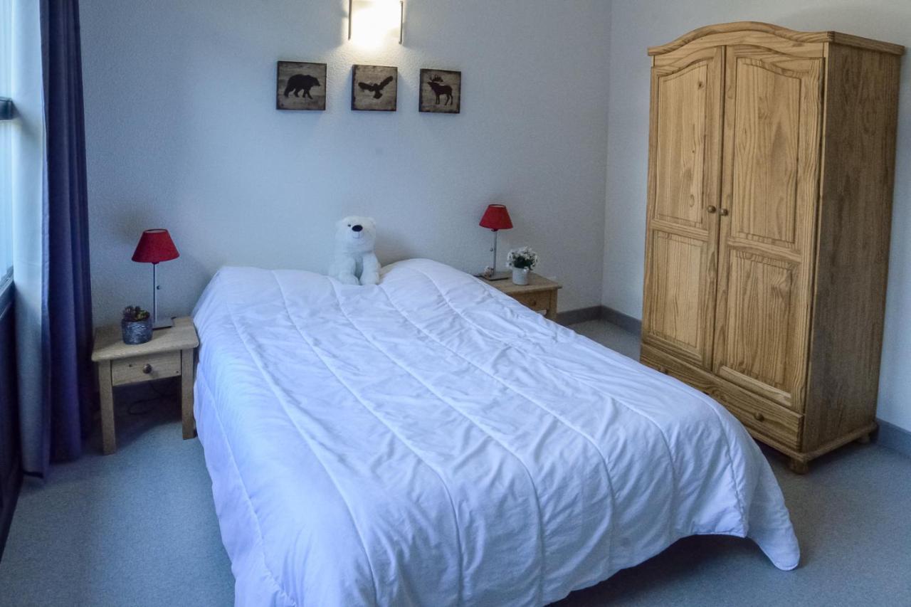 Апартаменты Spacieux 4/6 Places Proche Du Centre Сен-Лари-Сулан Экстерьер фото