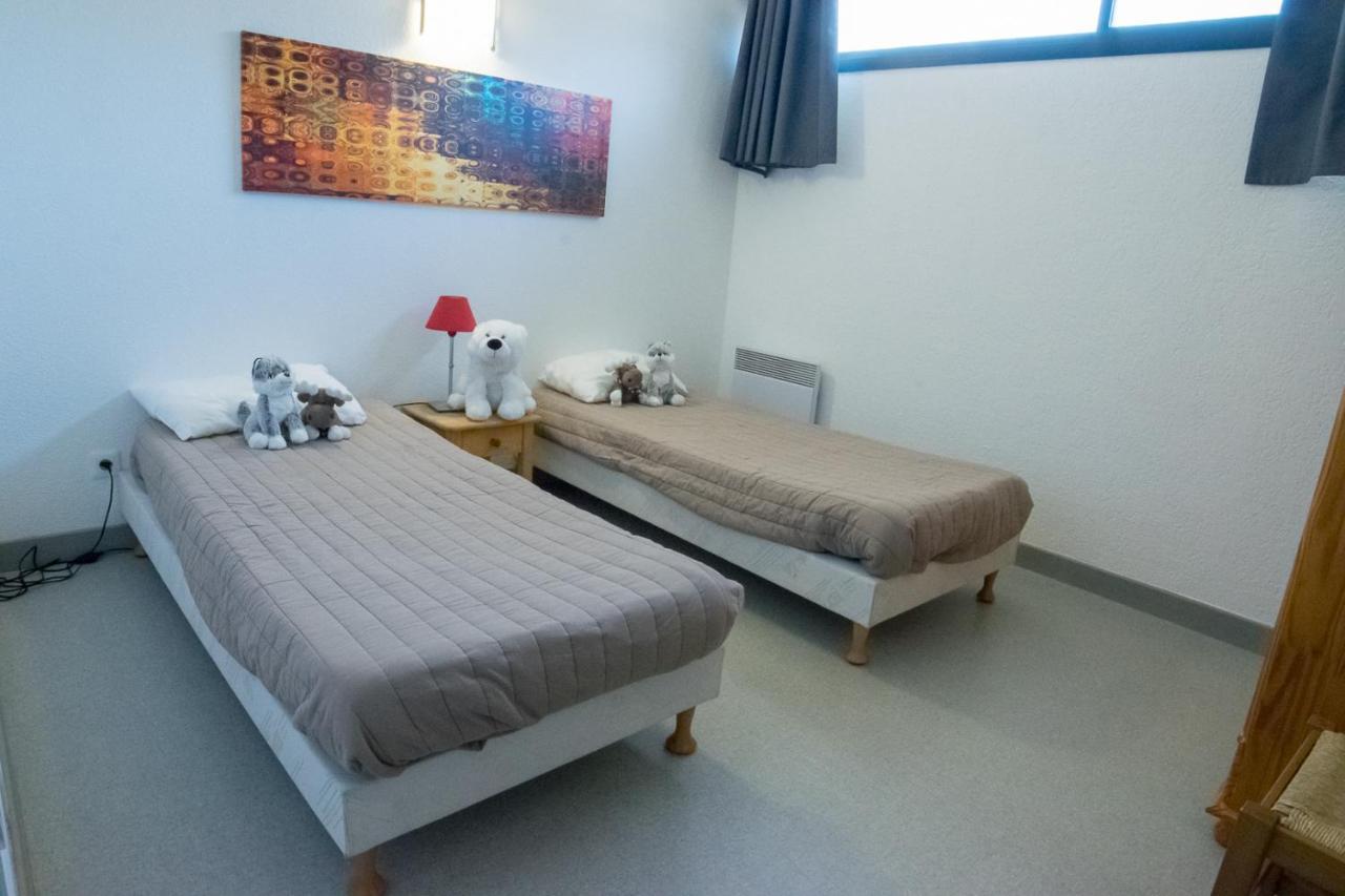 Апартаменты Spacieux 4/6 Places Proche Du Centre Сен-Лари-Сулан Экстерьер фото