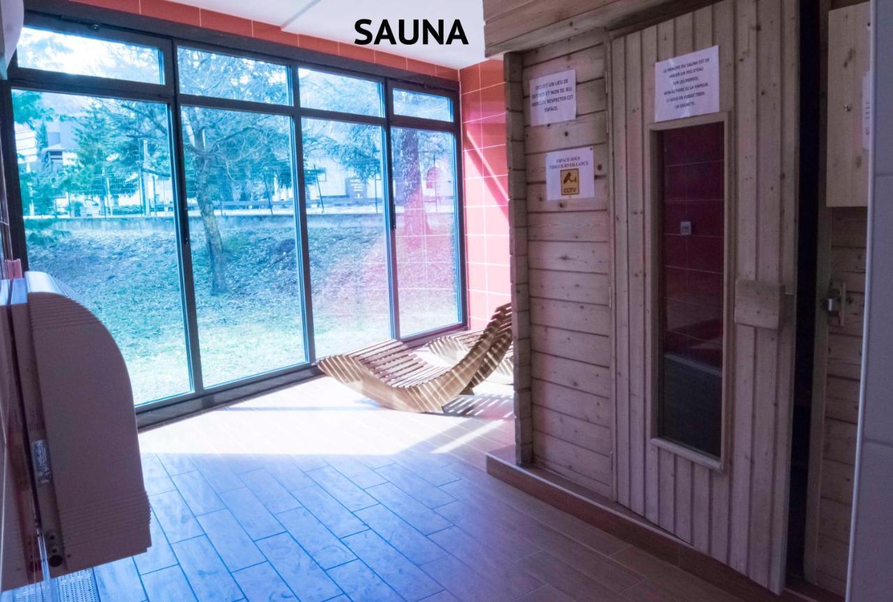 Апартаменты Spacieux 4/6 Places Proche Du Centre Сен-Лари-Сулан Экстерьер фото